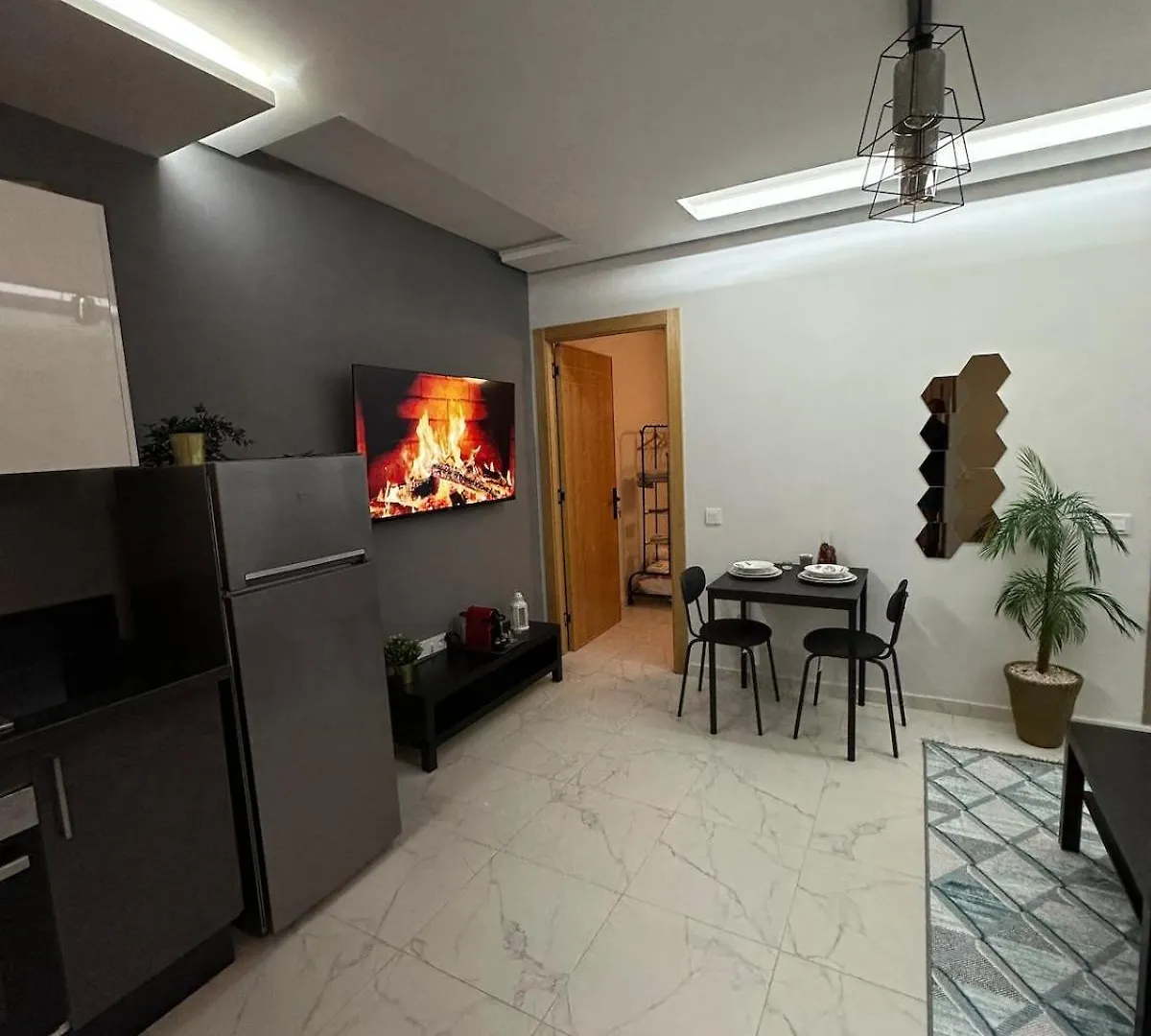 Appartamento Sublime Cozy Chic Studio Condo In Downtown Casablanca