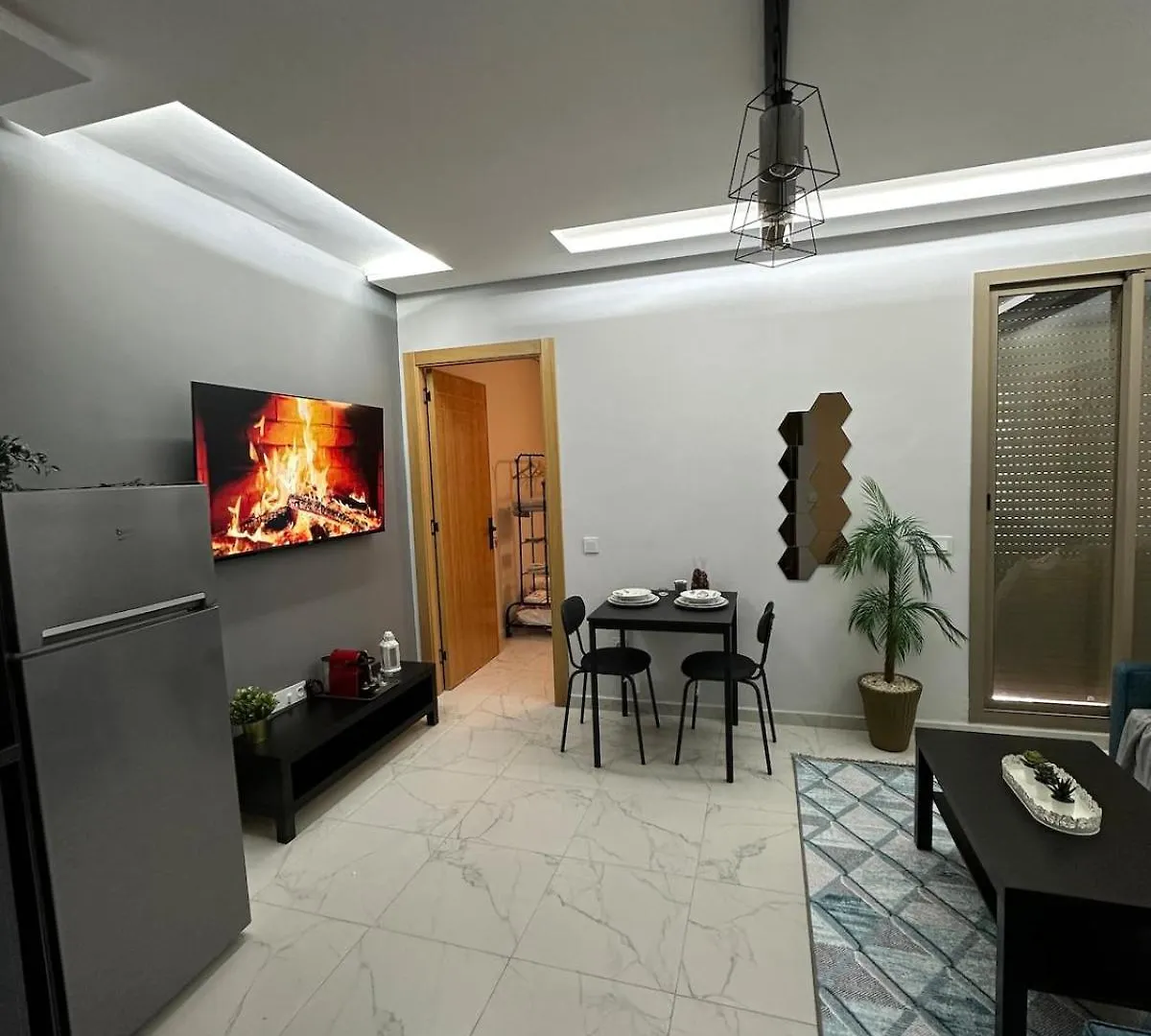 Sublime Cozy Chic Studio Condo In Downtown Casablanca Appartamento